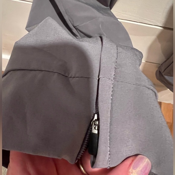 Women’s Nike Dri Fit XL jogger style loose pants, gray, GUC, zippers, casual - Picture 3 of 13